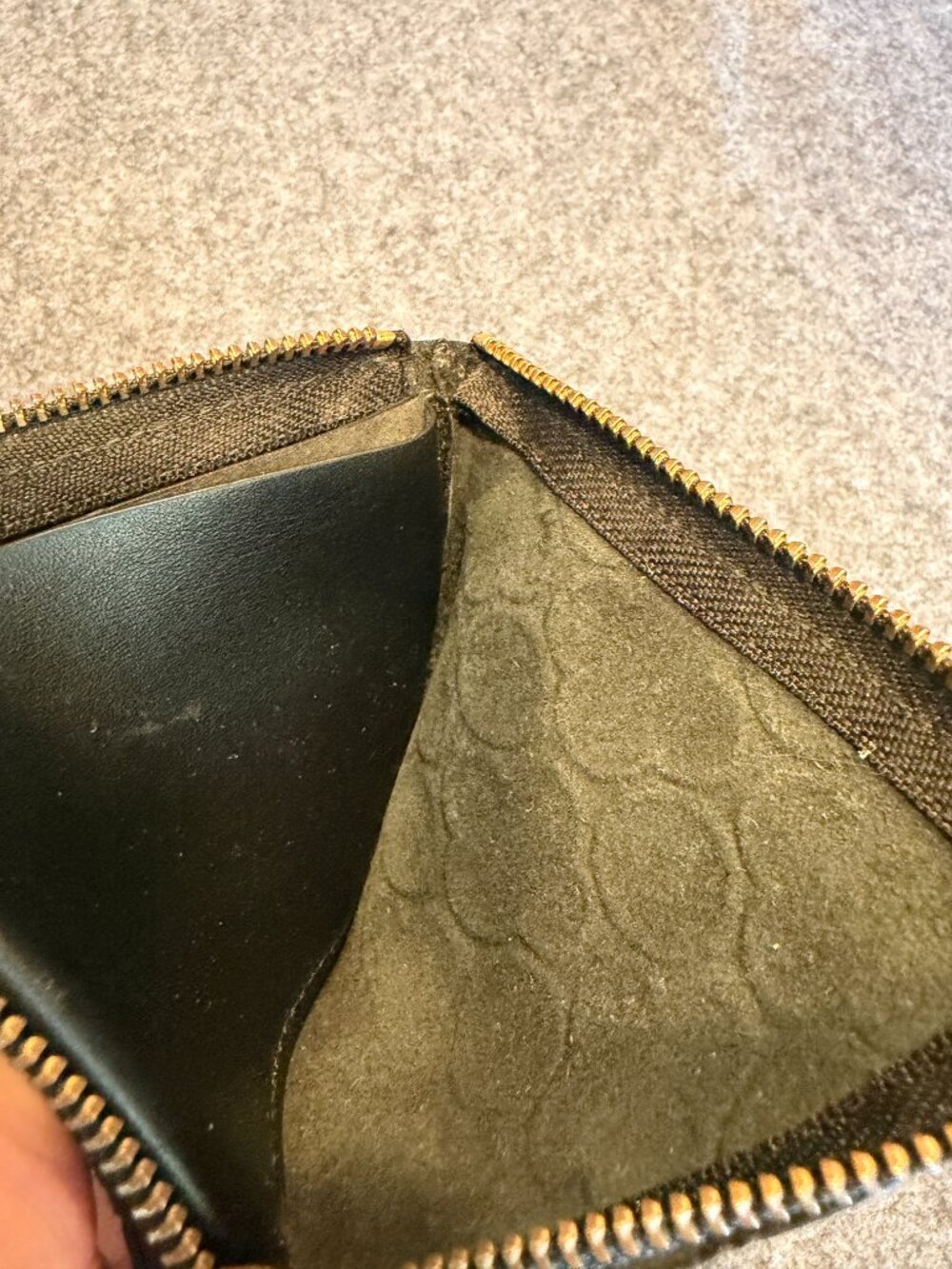 Comme des Garçons Embossed Leather Zip Wallet Black Made in Spain Designer - Picture 6 of 8